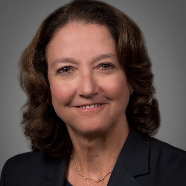 Dr. Maria Carney Headshot for envoyatHome
